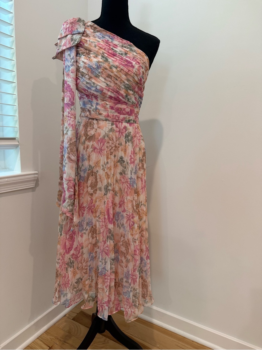 Alex Marie One-Shoulder Floral Midi Dress in Pink and Pastel Tones 12P